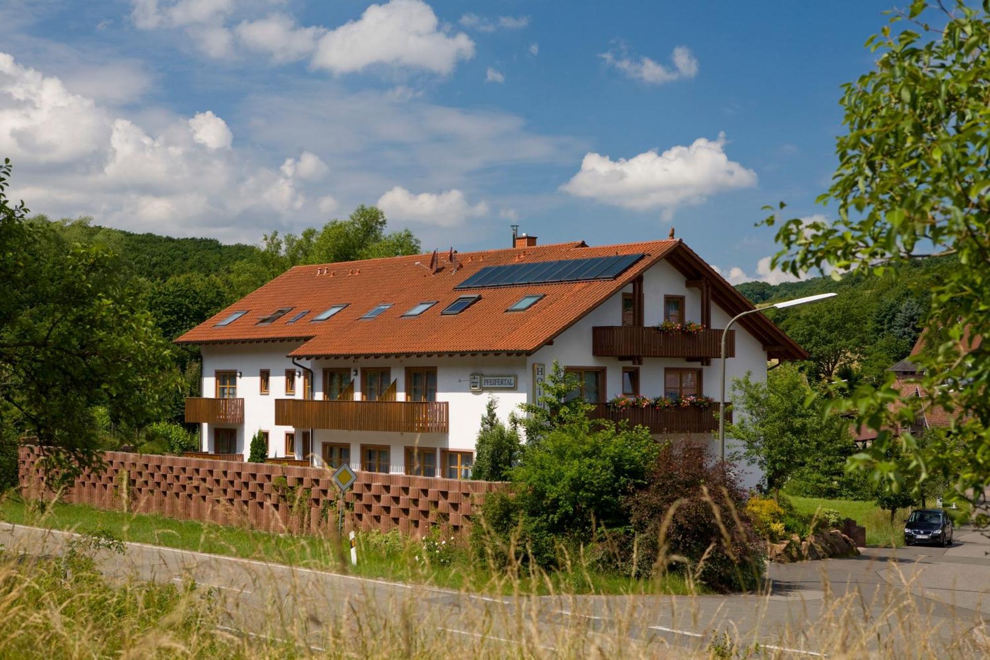 Hotel & Landgasthaus Pfeifertal Eulenbis Exterior photo